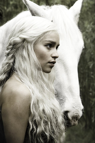 Emilia Clarke en Juego de Tronos (Daenerys Targaryen)