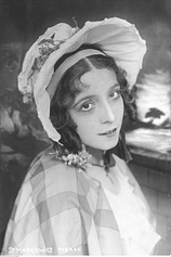picture of actor Barbara Ludwizanka