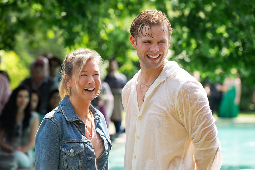 Renée Zellweger y Leo Woodall en Bridget Jones: Loca por él