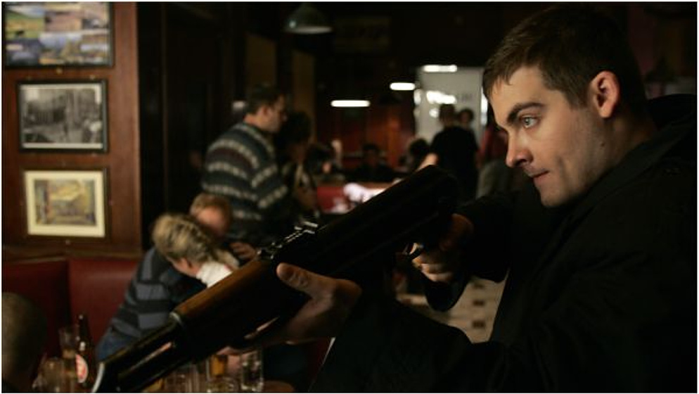 Kevin Zegers en 50 Hombres Muertos
