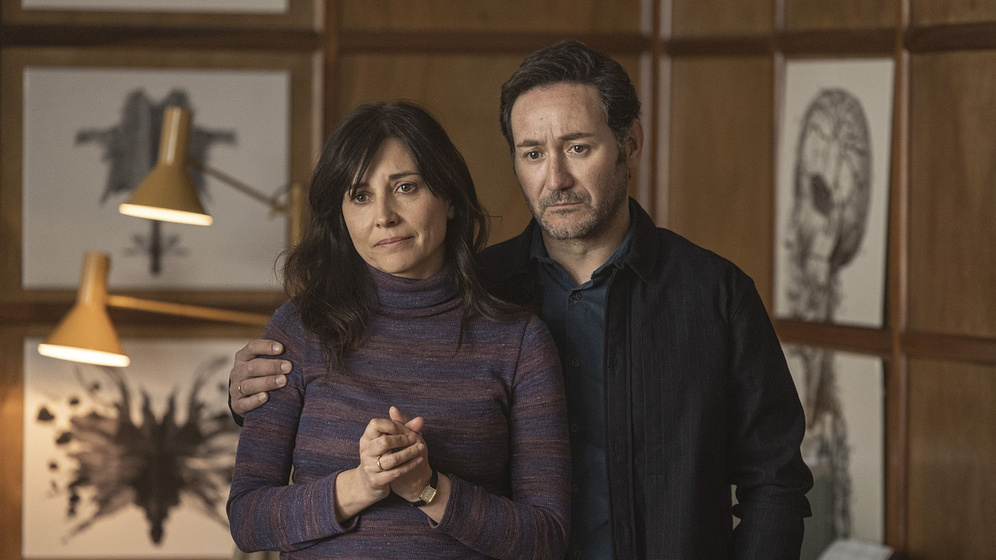 Marian Álvarez y Carlos Santos en Invisible