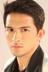 picture of actor Dennis Trillo