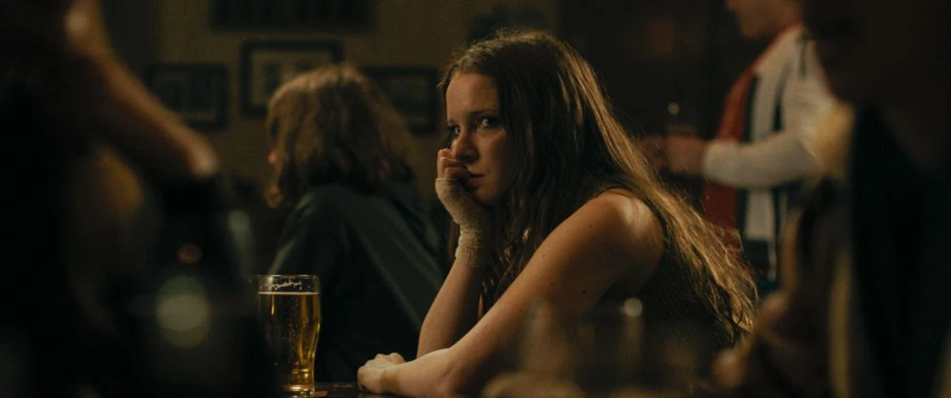Morfydd Clark en saint-maud