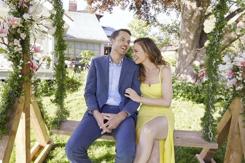 Rachel Boston y Paul Campbell [VIII] en la-ultima-dama-de-honor