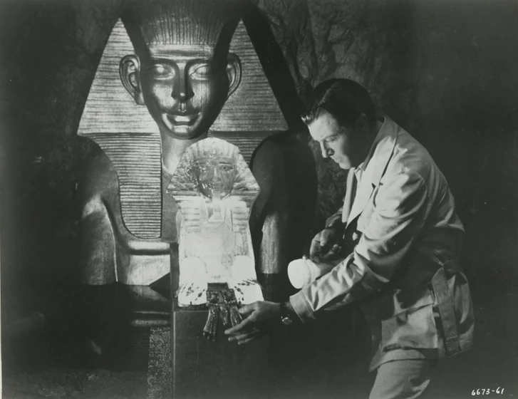 Robert Taylor [I] en la-esfinge-de-cristal