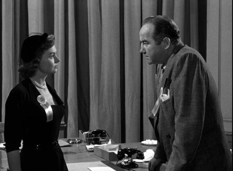 Donna Reed y Broderick Crawford en tragica-informacion