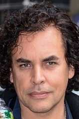 picture of actor Peter Gordeno