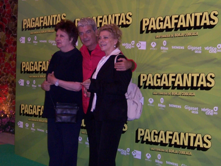 María Asquerino, Kiti Mánver y Óscar Ladoire en pagafantas