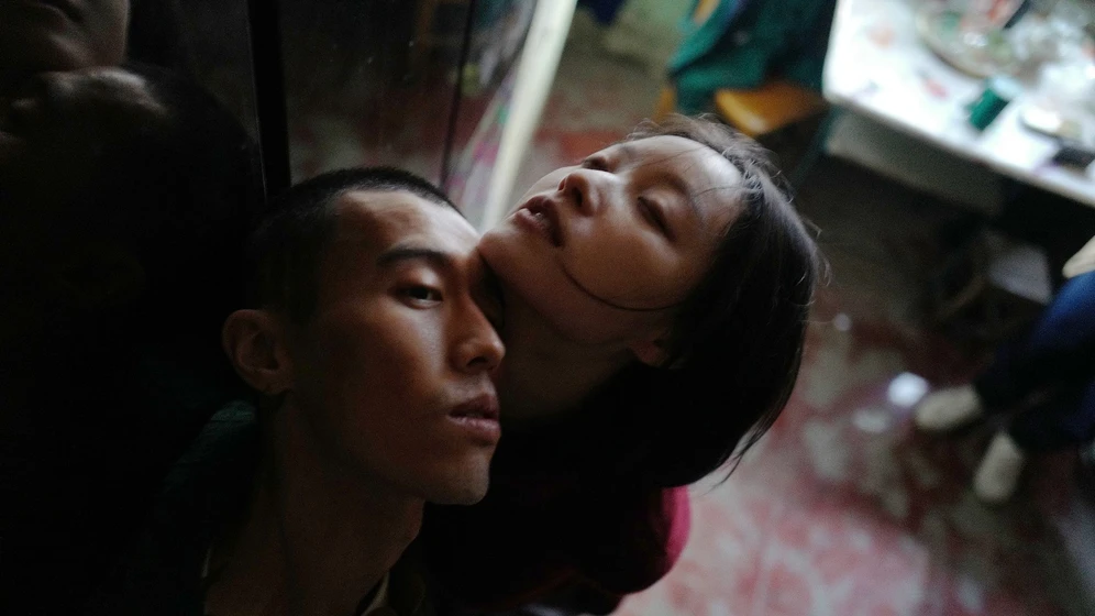 Ni Ni y Zhou You en bound-in-heaven