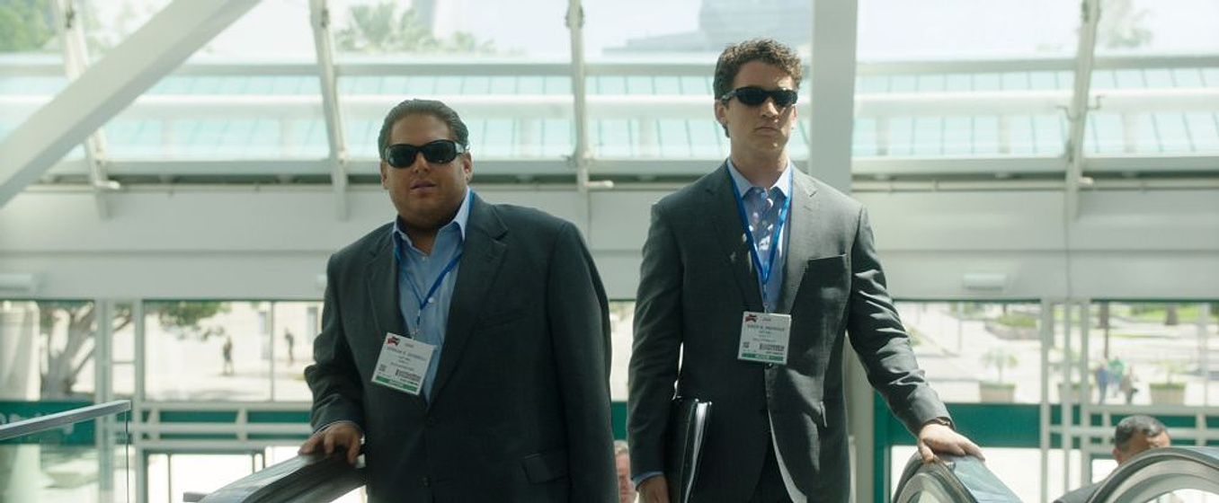 Jonah Hill y Miles Teller en Juego de Armas