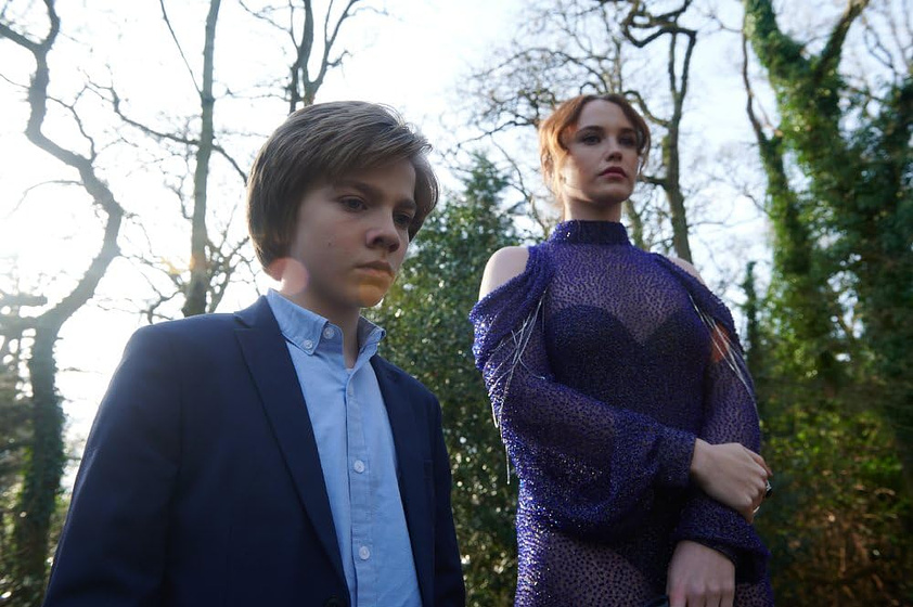 Julia Brown y Rupert Turnbull en daddy-s-head