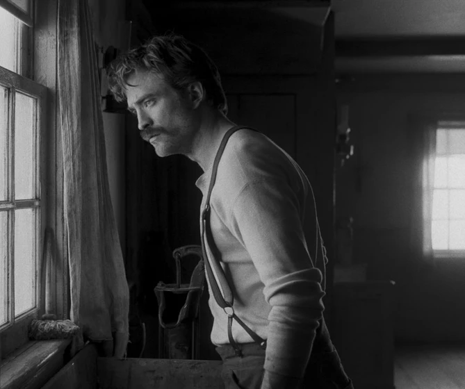 Robert Pattinson en el-faro-2019