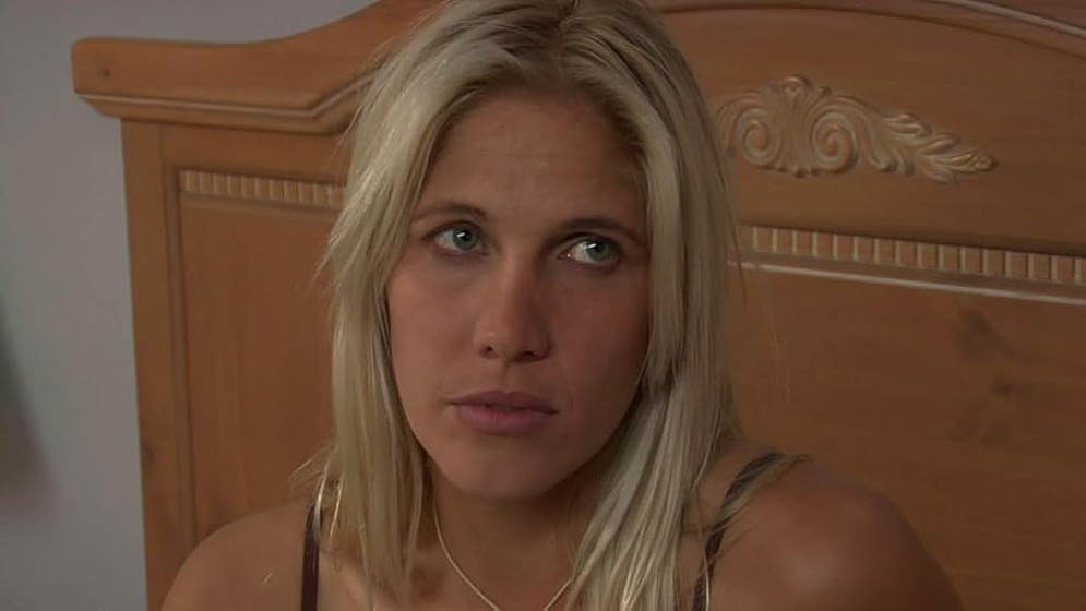 Tess McVicker en brain-dead-2007