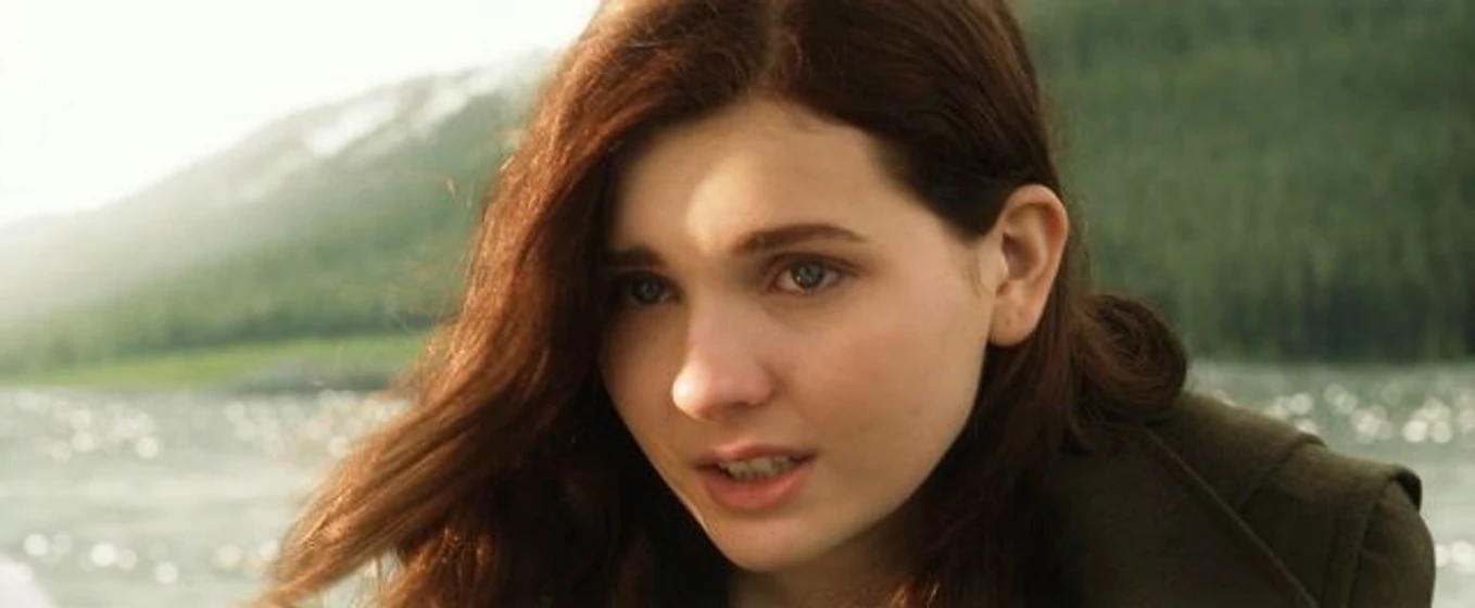 Abigail Breslin en el-juego-de-ender