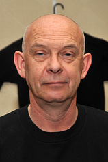 picture of actor Doug Bradley