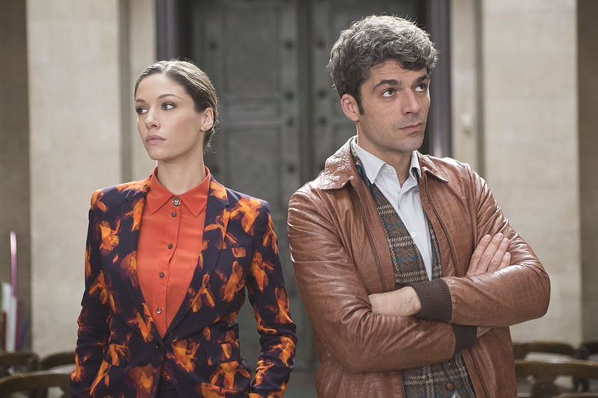 Luca Argentero y Sarah Felberbaum en poli-opposti