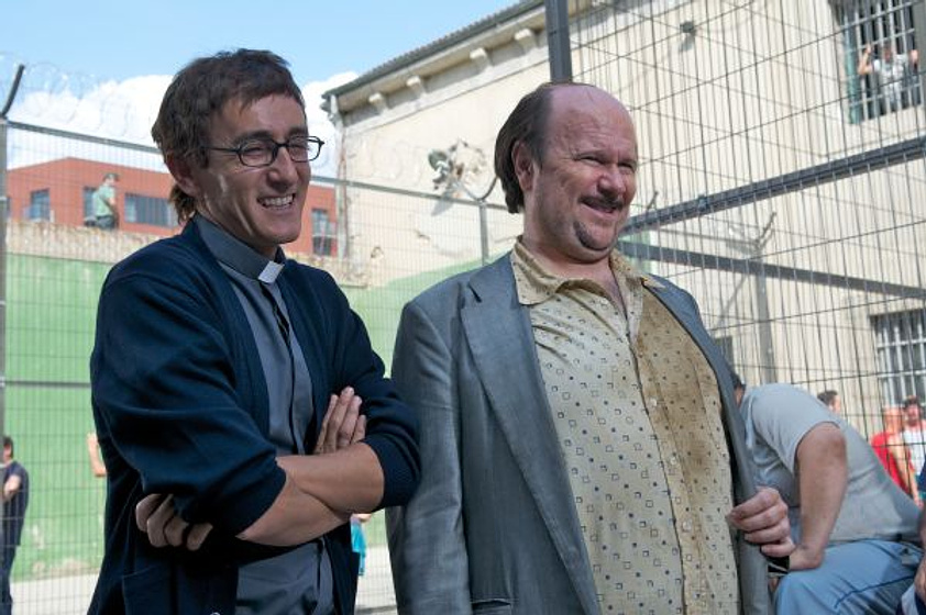 Santiago Segura y David Fernández en Torrente 4: Lethal Crisis