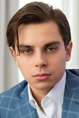 photo of person Jake T. Austin