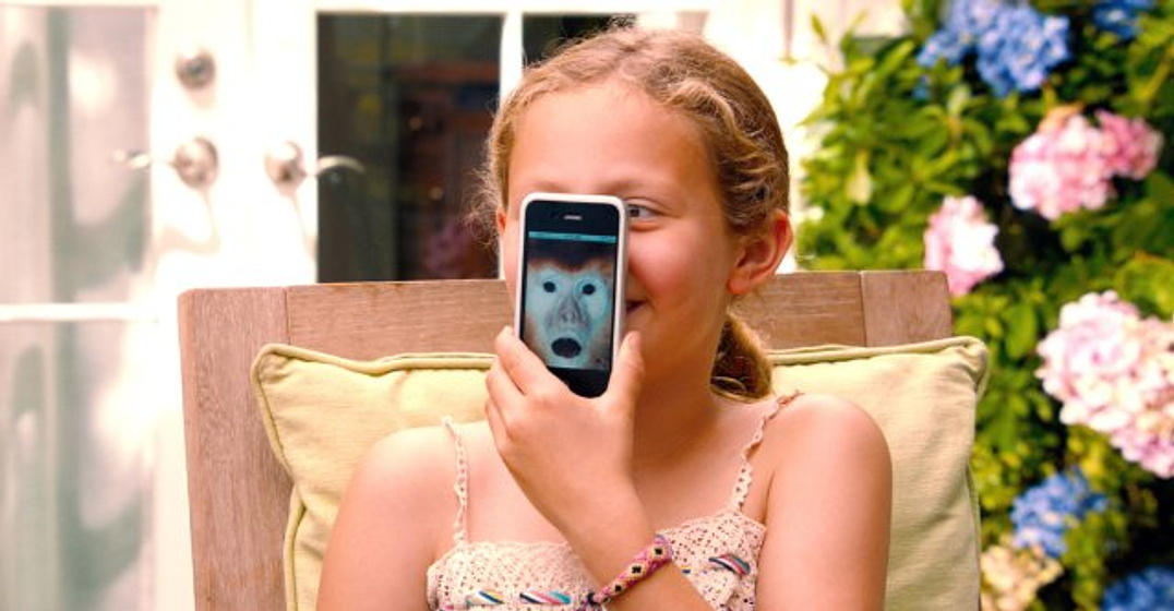 Iris Apatow en Si Fuera fácil