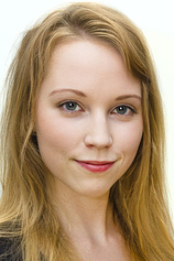 picture of actor Enni Ojutkangas
