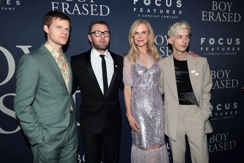 Nicole Kidman, Joel Edgerton, Lucas Hedges y Troye Sivan en identidad-borrada (Premiere en Los Angeles. 2018)