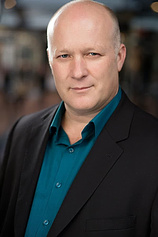 picture of actor Chris Nowland