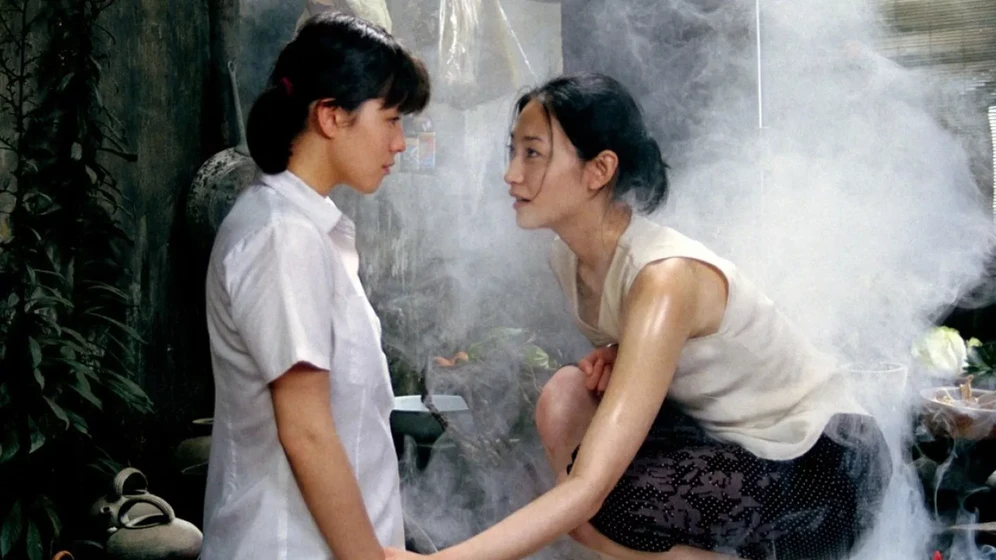 Mylène Jampanoï y Li Xiaoran en las-hijas-del-botanico