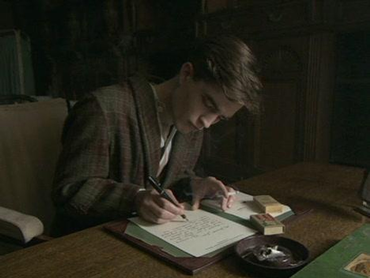 Robert Pattinson en El aviador embrujado