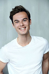 picture of actor Tom Gronau