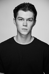 picture of actor Zac Burgess