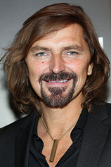 picture of actor Robin Atkin Downes