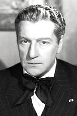 photo of person Sacha Guitry