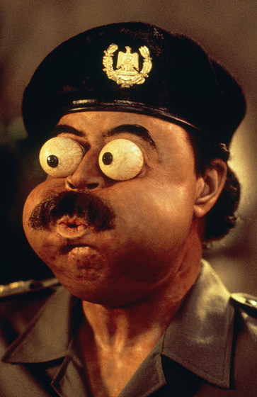 Jerry Haleva en Hot Shots 2