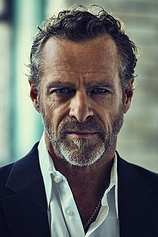 picture of actor Steven Lyon