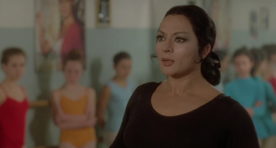 Lola Flores en el-asesino-no-esta-solo