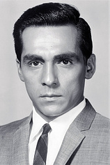 picture of actor Perry Lopez