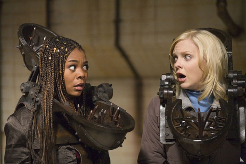 Anna Faris y Regina Hall en Scary Movie 4