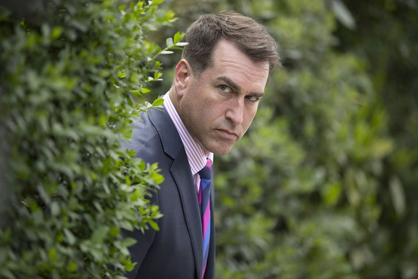 Rob Riggle en Absolutamente todo