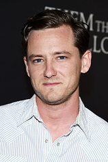 picture of actor Lewis Pullman