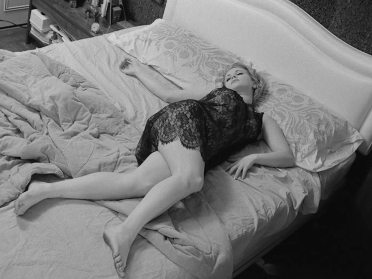 Gigi Darlene en bad-girls-go-to-hell