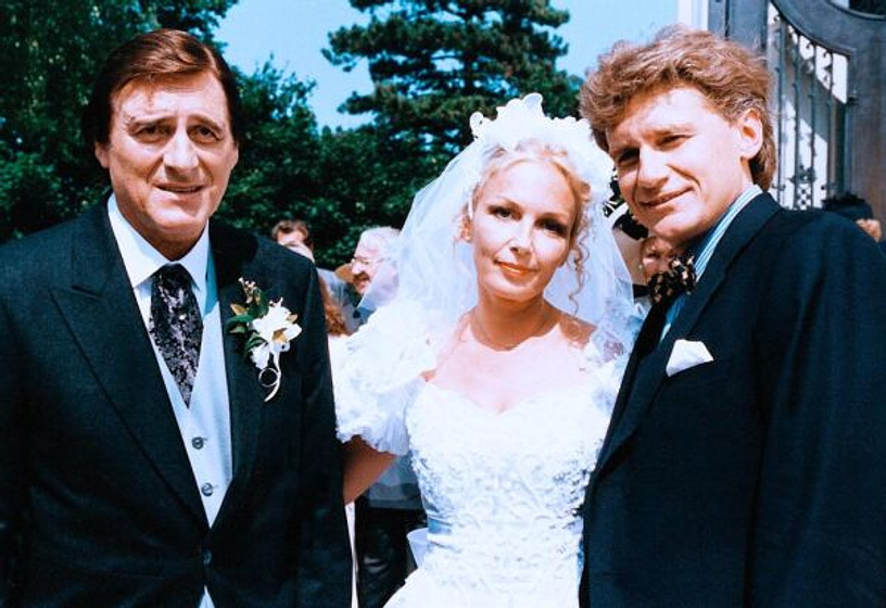 Helmut Fischer, Rainhard Fendrich y Irene Budischowsky en Fröhlich Geschieden