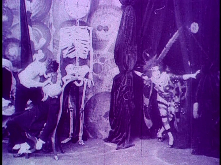 Imagen de Genuine: A Tale of a Vampire