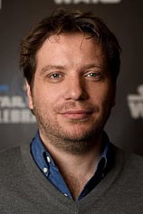 photo of person Gareth Edwards