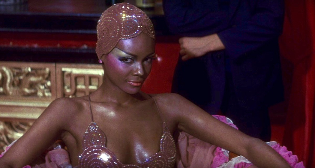 Tamara Dobson en Cleopatra Jones y el Casino de Oro