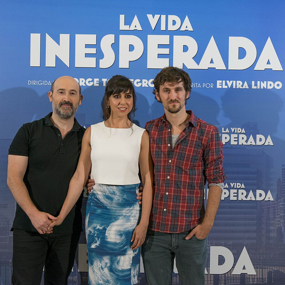 Javier Cámara [I], Raúl Arévalo y Carmen Ruiz [III] en La Vida Inesperada (Photocall en Madrid. Abril 2014)