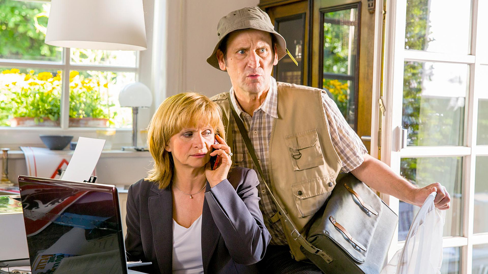 Johanna Gastdorf y Ingo Naujoks en Dos Viejas Amigas