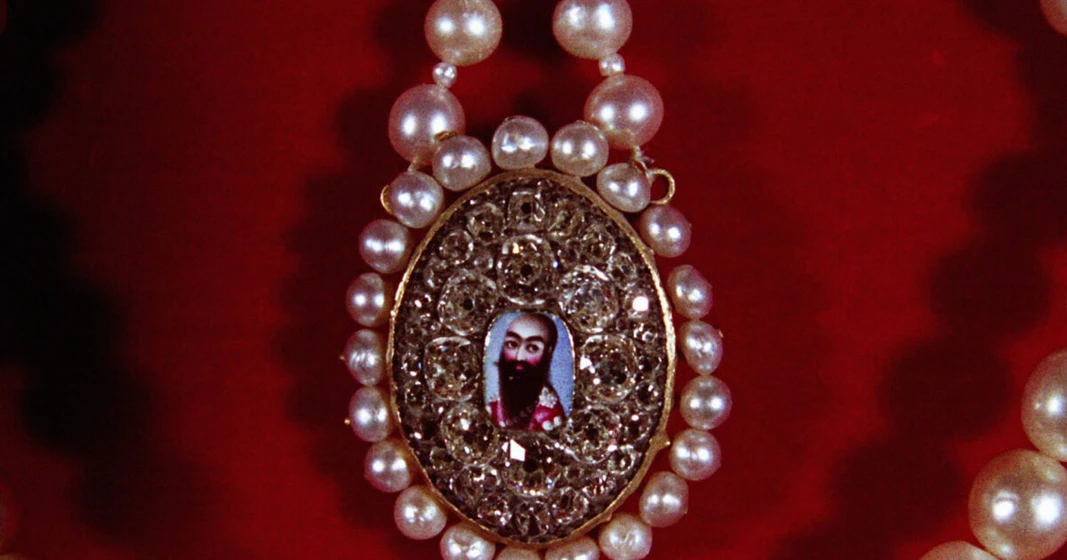 Imagen de las-joyas-de-la-corona-de-iran