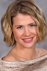 photo of person Kristy Swanson