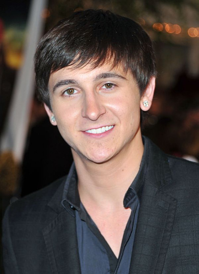 Mitchel Musso en Piratas del Caribe: En Mareas Misteriosas (Premiere en USA. Mayo 2011)