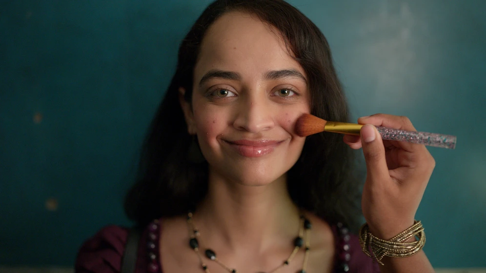 Anjali Sivaraman en bad-girl
